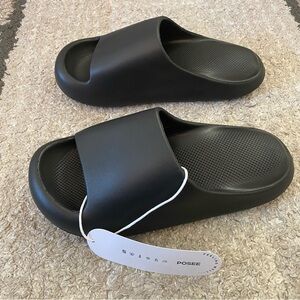 New with bags Posee rubber upper sandals Women’s size 10